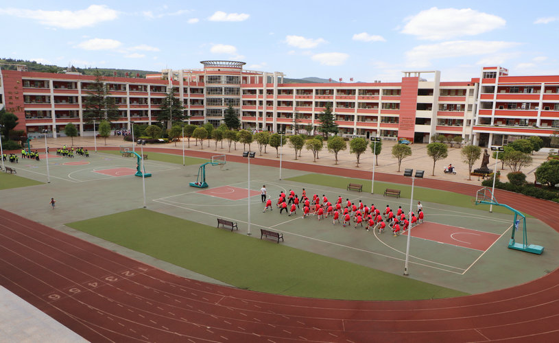 1642575721249040.jpg 西宁二小校园 2020年6月4日 杨波摄_看图王.jpg